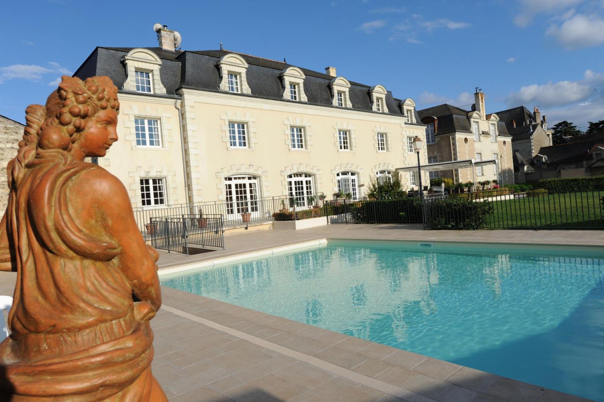 Hotel Spa Le Relais Du Bellay Монрёй-Беле Экстерьер фото